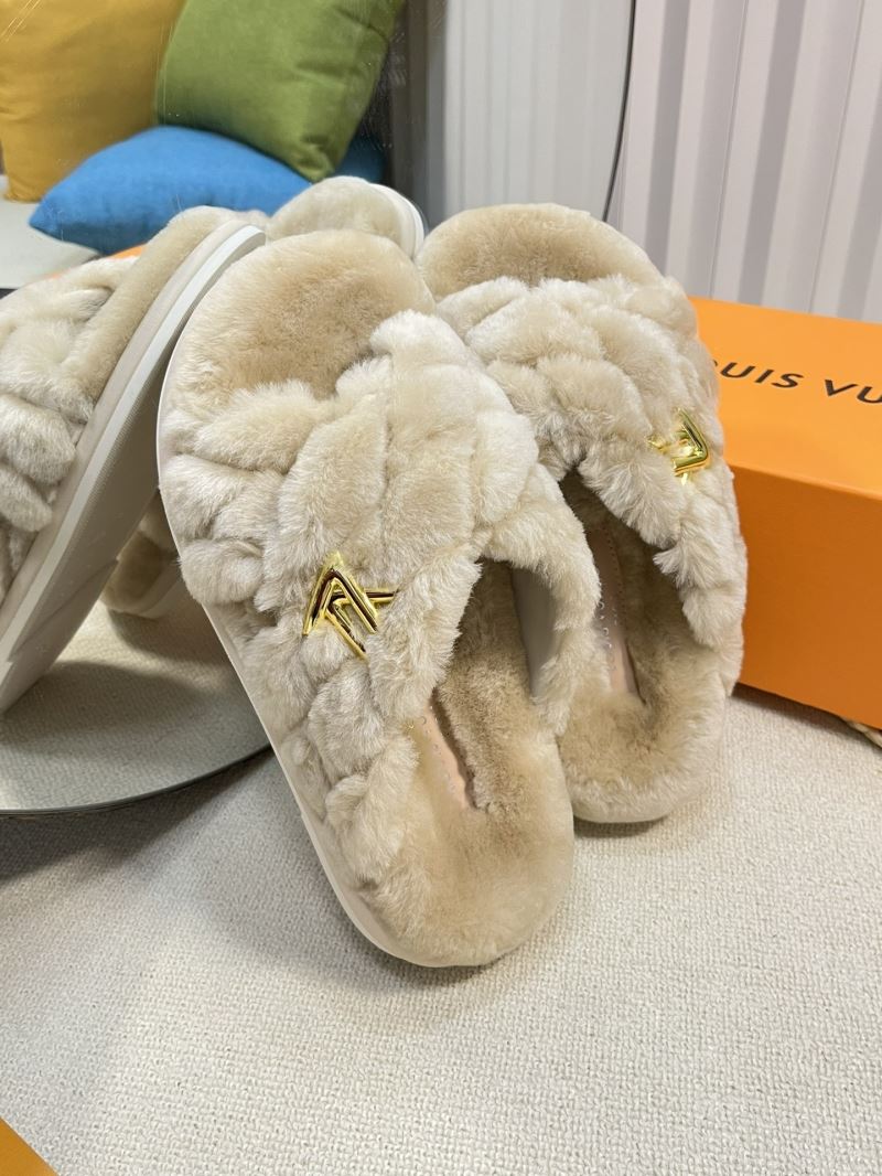 Louis Vuitton Slippers